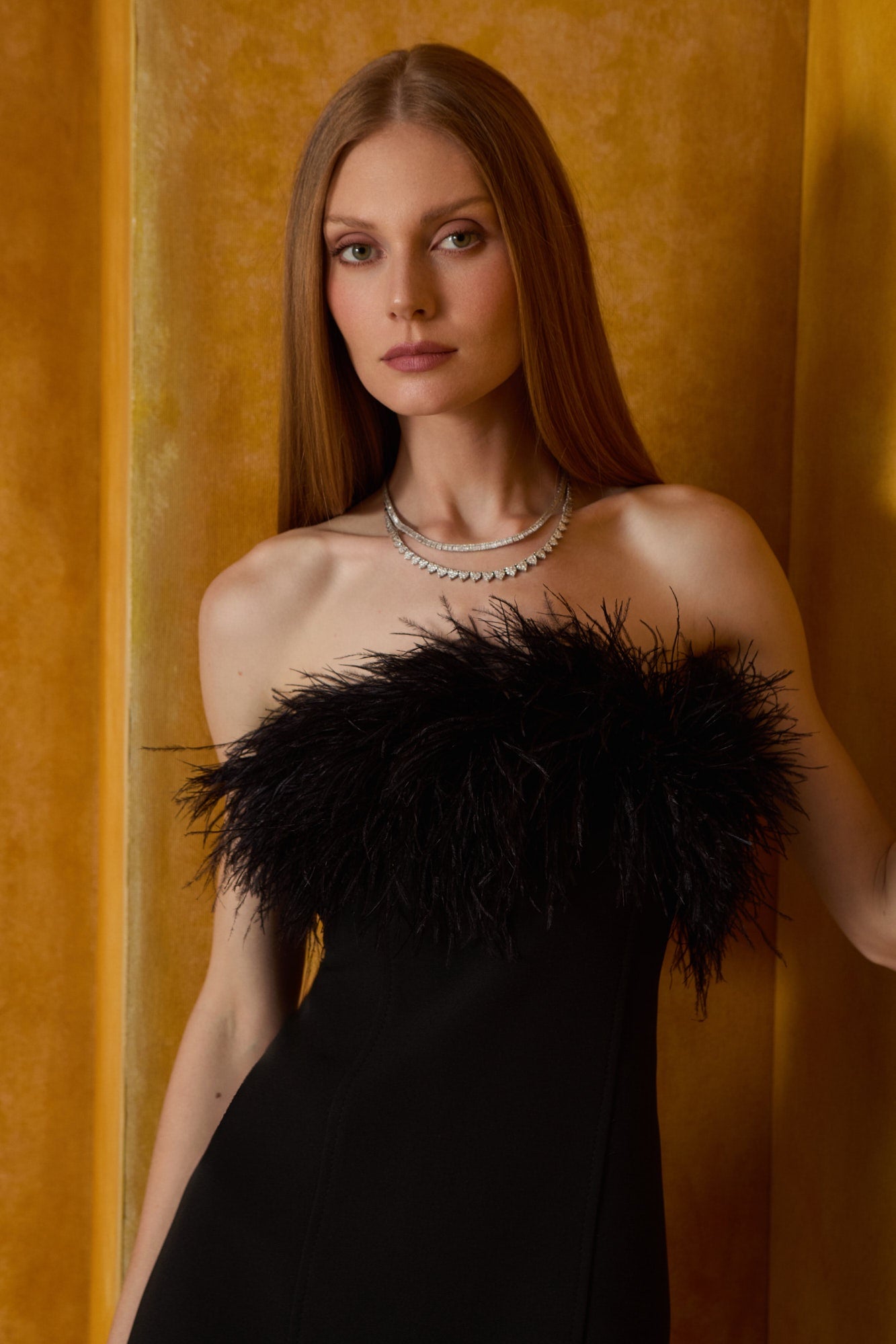 VESTIDO DECOTE SEM ALÇA COLEÇÃO INVERNO 26