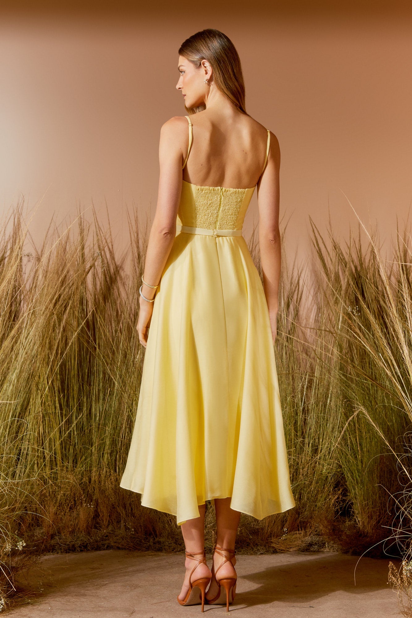 VESTIDO MIDI DECOTE TRANSPASSADO COLEÇÃO VERÃO 26