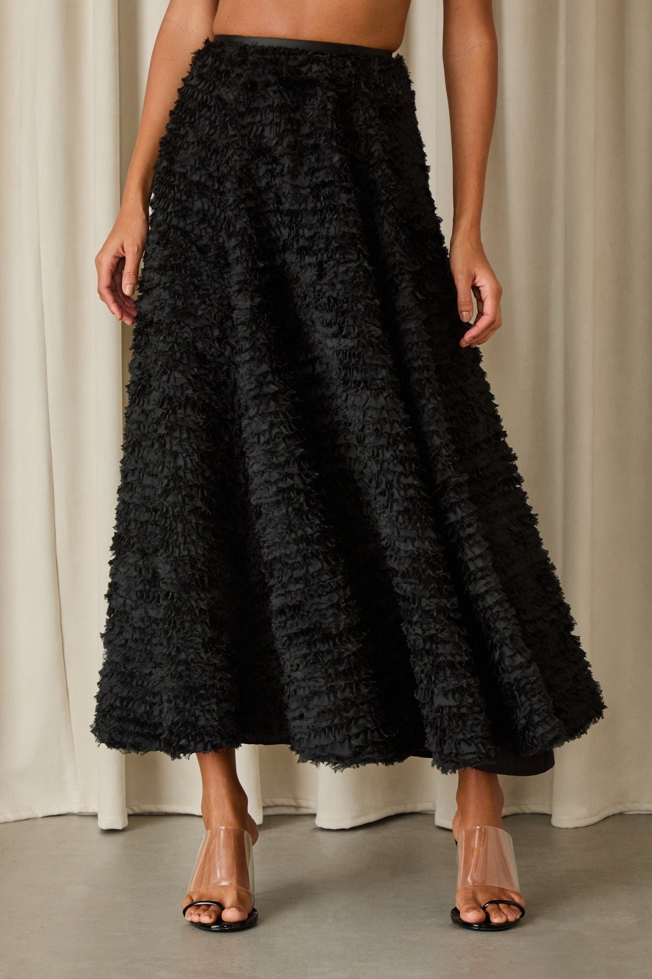 CONJUNTO DE SAIA MIDI DUDA E TOP ELLE MINI BABADOS COLEÇÃO INVERNO 26