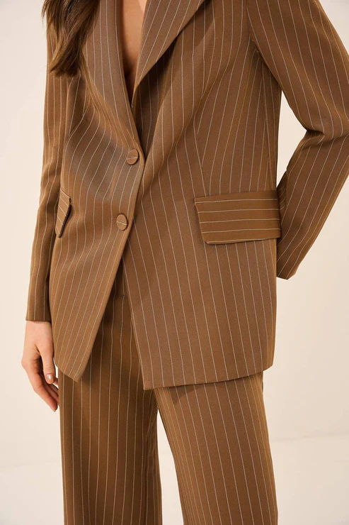 BLAZER RISCA DE GIZ COLEÇÃO INVERNO 25