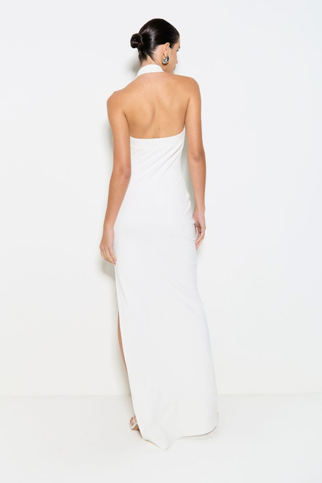VESTIDO LONGO FRENTE UNICA E FENDA DIAGINAL COLEÇÃO VERÃO 25