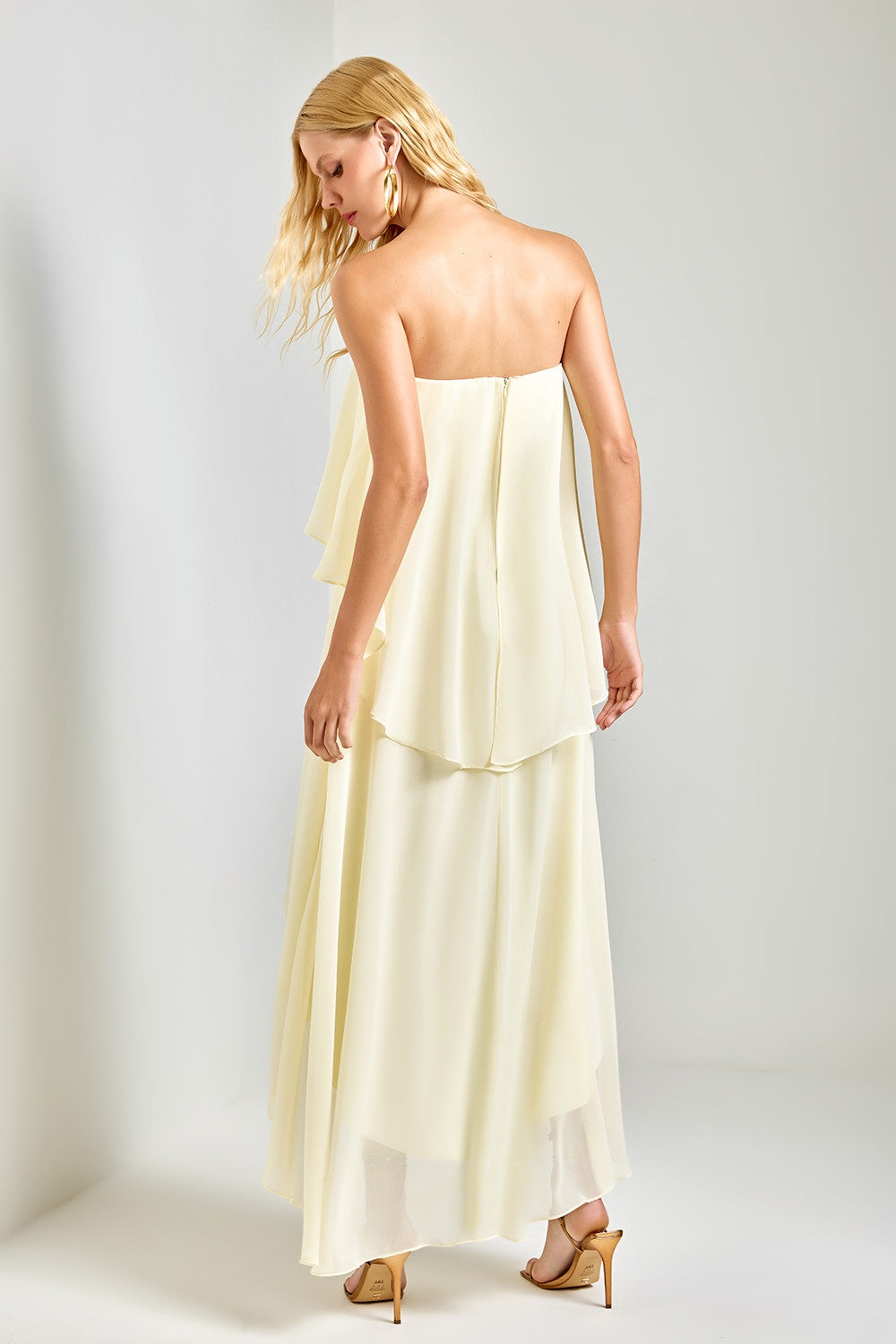 VESTIDO AMPLO SONHOS COLEÇÃO VERÃO 26