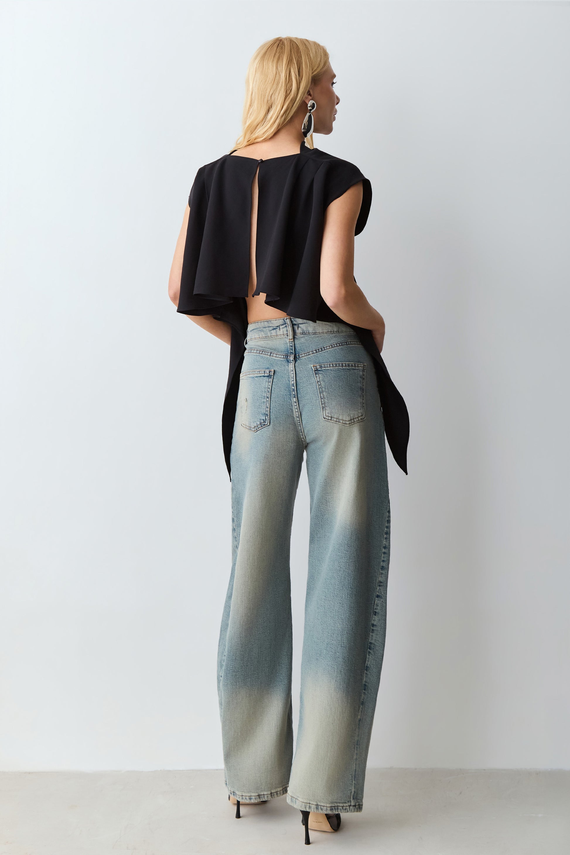 CALCA BAGGY JEANS VINTAGE CINTURA MEDIA COLEÇÃO VERÃO 27