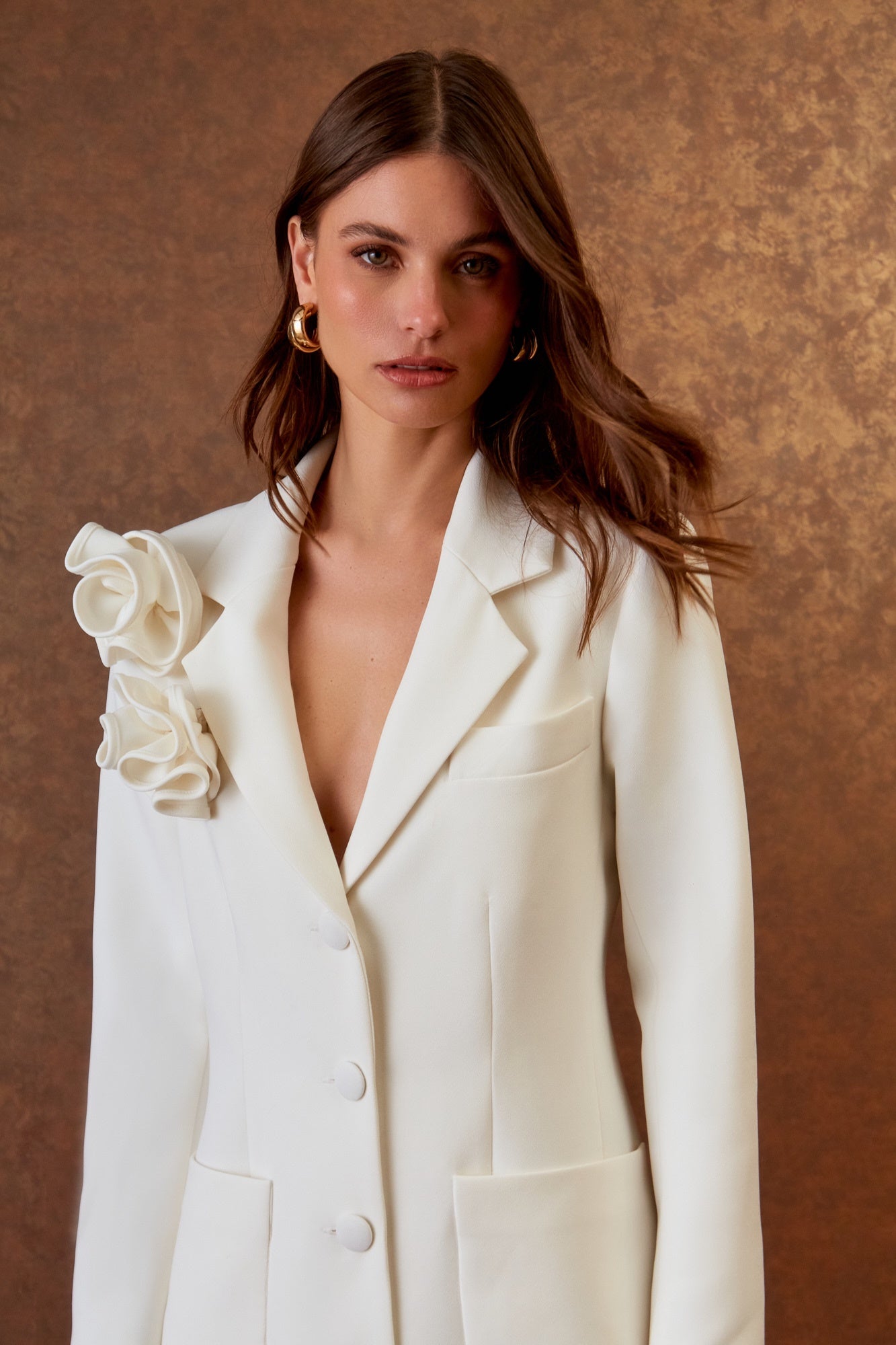 SOBRETUDO CREPE CLASSIC FLOR COLEÇÃO INVERNO 25