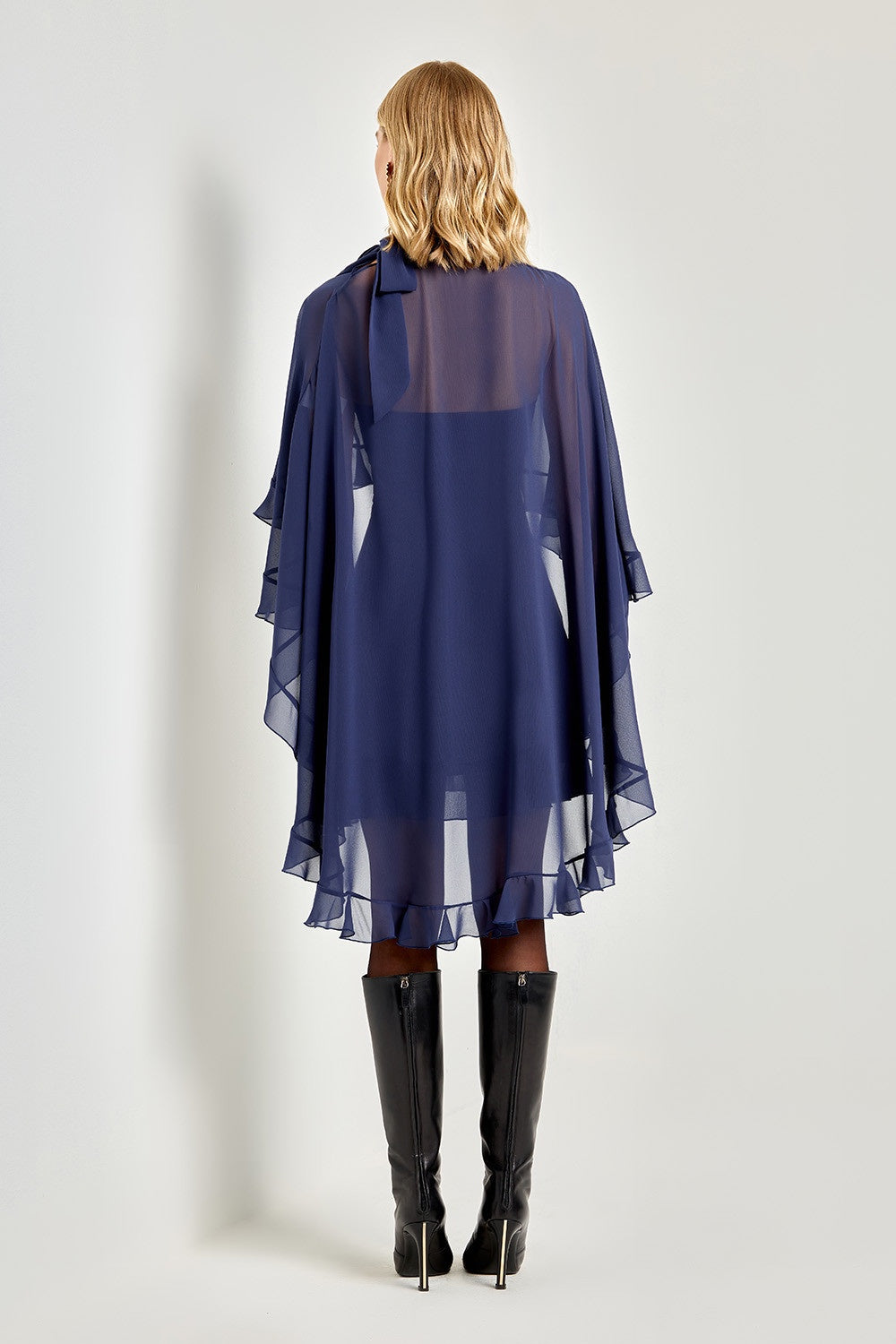 VESTIDO COMPOSIÇÃO COLEÇÃO INVERNO 25