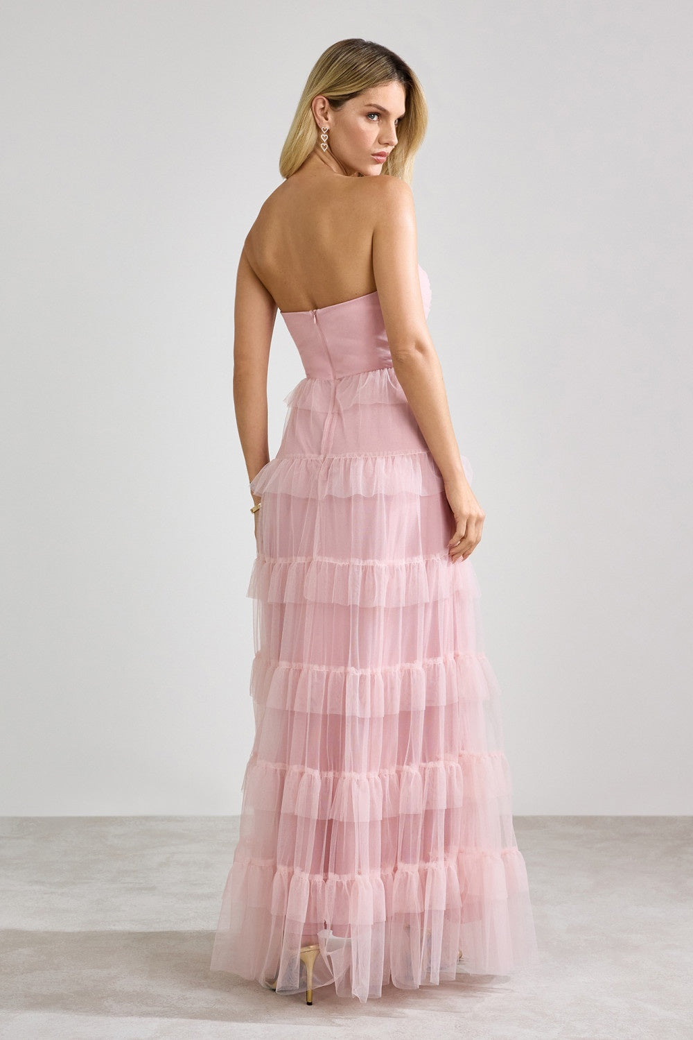 VESTIDO TULE BABADOS COLEÇÃO VERÃO 26