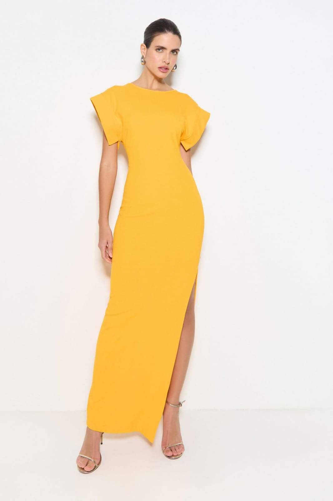 VESTIDO LONGO MANGA AMPLA COLEÇÃO VERÃO 25