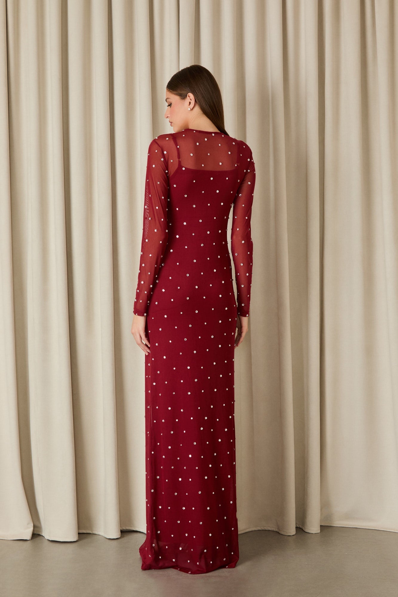 VESTIDO LONGO AMANDA BORDADO COLEÇÃO INVERNO 26
