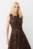 VESTIDO MIDI REGATA COM BARRA AMPLA EM TULE BORDADO COLEÇÃO INVERNO 26