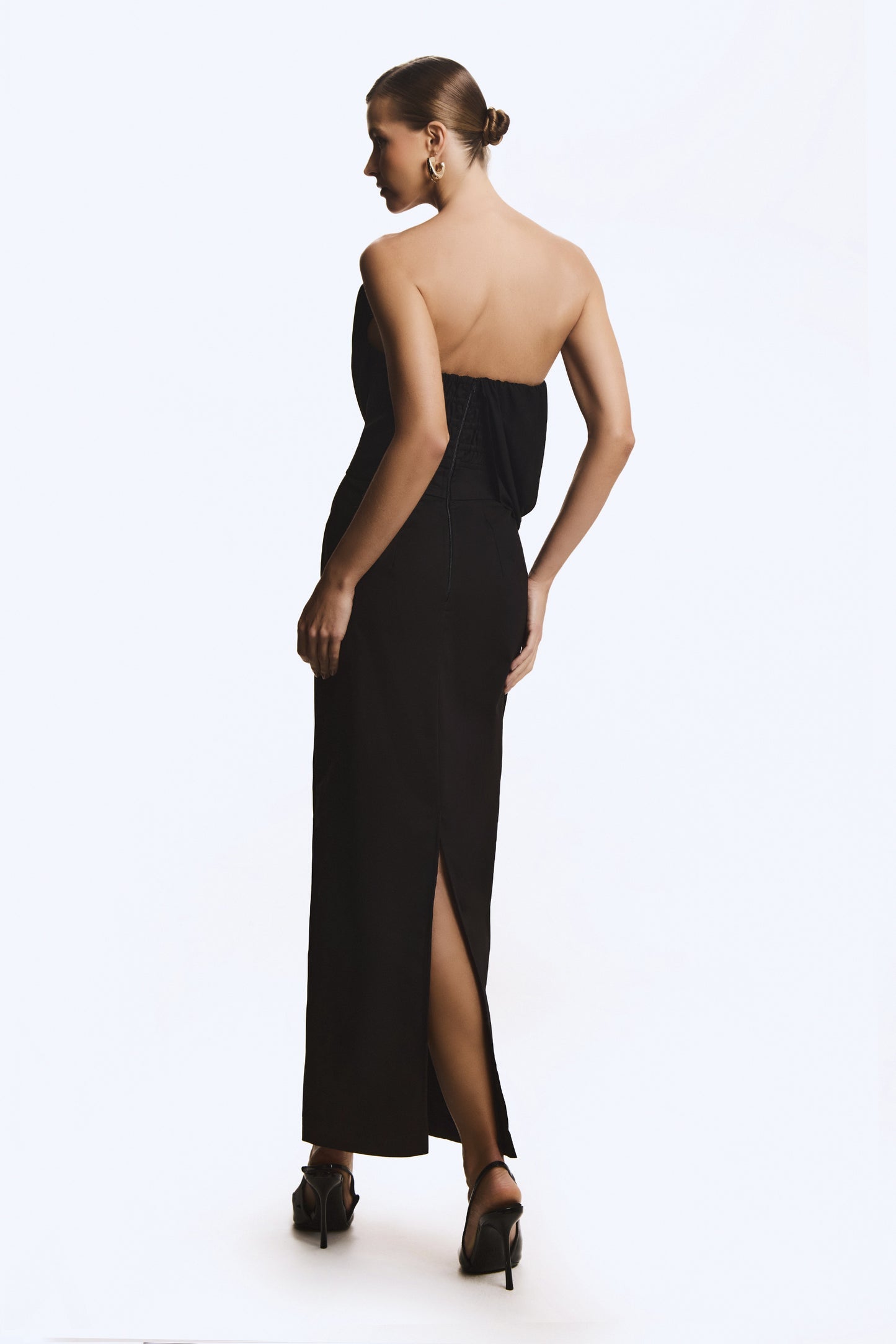 VESTIDO MIDI TOMARA QUE CAIA SOBREPOSIÇÃO FLUIDA COLEÇÃ VERÃO 26