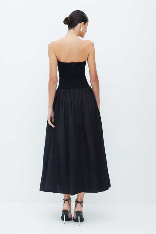 VESTIDO MIDI TOMARA QUE CAIA SAIA AMPLA E BOLSOS COLEÇÃO VERÃO 26