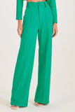 CONJUNTO DE CROPPED DE MALHA OVERSIZED E CALÇA CONVERSÃO COM FRISOS COLEÇÃO INVERNO 23