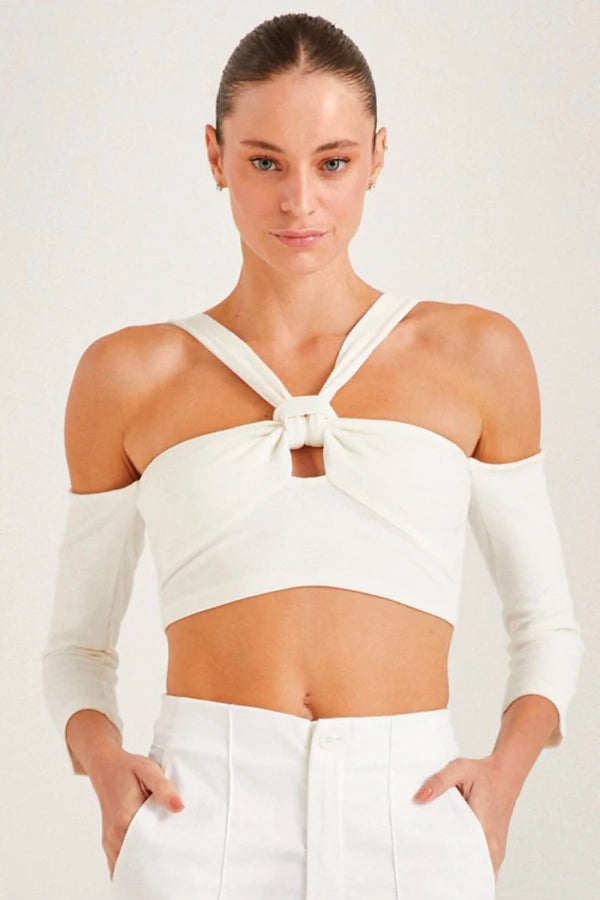 CONJUNTO DE CALÇA BOLSO CARGO LATERAL E CROPPED COM NÓ COLEÇÃO INVERNO 23